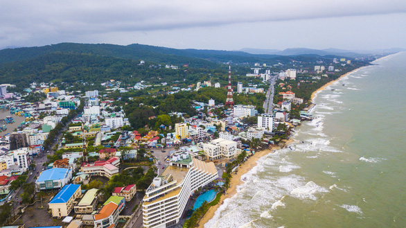 Đảo[-]ngọc[-]không[-]thể[-]là[-]ngọc[-]cho[-]cán[-]bộ[-]tha[-]hóa[-]kiếm[-]chác